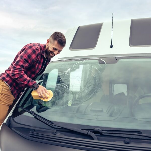 Comment nettoyer le camping-car, des extérieurs aux intérieurs